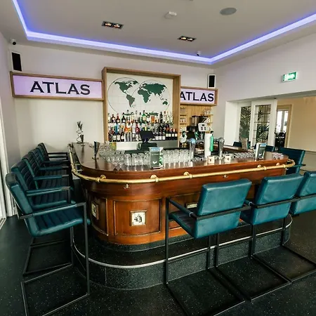 호텔 Atlas 팔켄뷔르흐안더횔